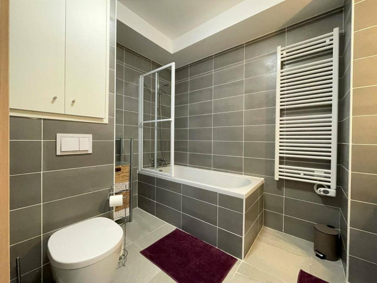 Appartement Moderne Avec Terrasse Et Parking A Briancon - Fr-1-330C-127 Luaran gambar